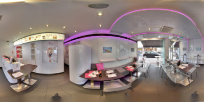 Planet Sushi inside