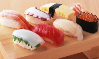 Sushi Box Perigueux food