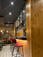 Pizzeria Ararat inside