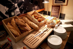 Ibis Paris Maison Laffitte food