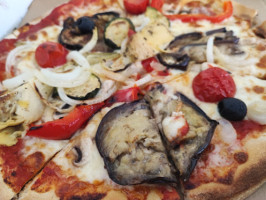 Pizza Amalfi inside
