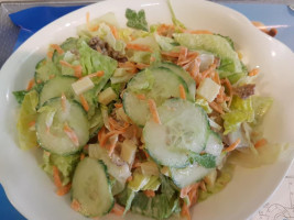 La Boite A Salade food