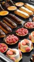 Patissier-chocolatier Guillet food