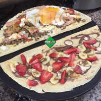 Famous Crêpes food