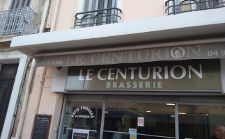 Le Centurion food