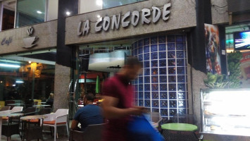 Café La Concorde inside
