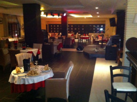 Mijana Swing Restaurant Lounge Bar food