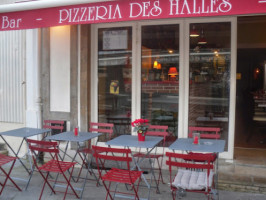 La Pizzeria des Halles inside