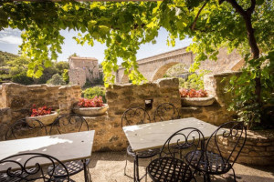 La Table Des Troubadours food