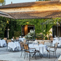 Le Cèdre De Montcaud food