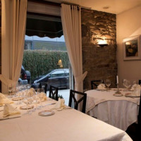 Le Clos De La Fontaine food