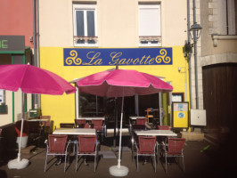 La Gavotte inside