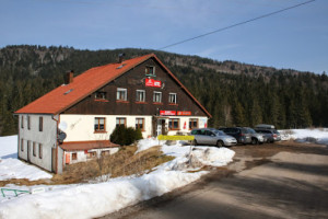 Auberge Des Hauts-viaux outside