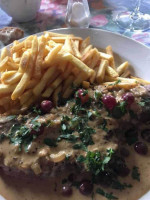 Au Lion D'or food