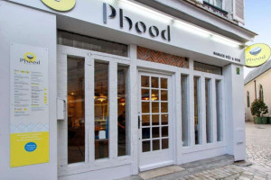 Phood Orléans outside