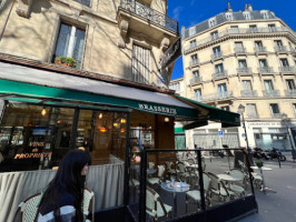 Le Reveil Bastille food