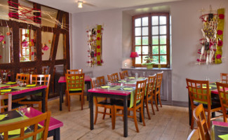 Auberge De L'elmerforst food