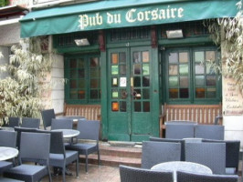 Le Pub du Corsaire inside