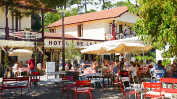 Hôtel De La Plage food