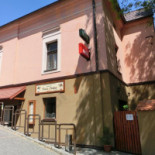 Pizzeria Bella Italia outside