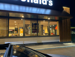 Mcdonald's outside