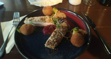 Black Horse Nourriture