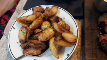 La Table Du Sanglier food