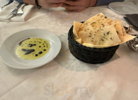 Oliva Nera Italian À l'intérieur