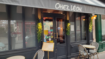 Chez Leon food