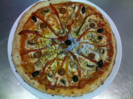 Pizza Chippy food