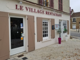 Le Village outside