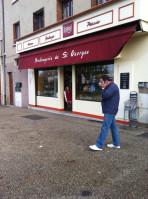 Boulangerie-pâtisserie De Saint-georges, Laroche food