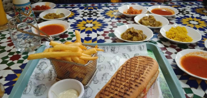 Dar Bouazza food