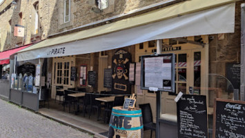 Le Bistrot De Cathy inside