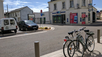 Le Bistrot Sur Loire outside