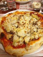 Pizzeria Vecchia Romagna food