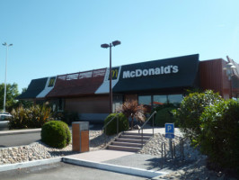 Mcdonald's outside