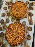 Boulangerie Patisserie La Garenne Colombes inside