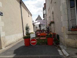 Auberge De La Treille outside