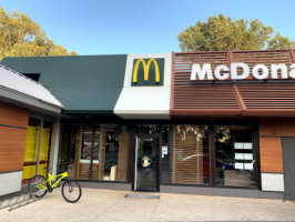 Mcdonald's outside