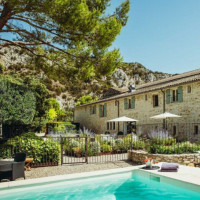 Maison Chenet Entre Vigne Et Garrigue outside