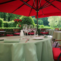 La Table De Courcelles Château De Courcelles food