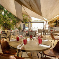 Le Bistro D'hervé food