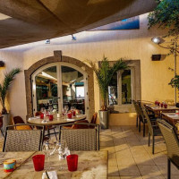 Le Bistro D'hervé food