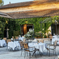 Le Cèdre De Montcaud food