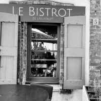 Bistrot De L'oustalet inside