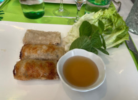 Kim Oanh food