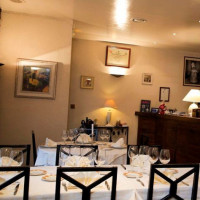 Le Clos De La Fontaine food