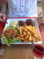 Le Carre Rouge food