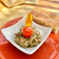 Une Table à La Campagne La Fenière food